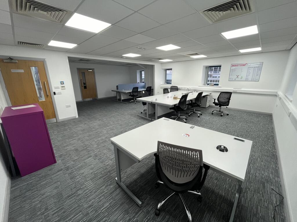 Additional image 4 of FIRST FLOOR LOSTOCK SUITE, PARAGON BUSINESS PARK, CHORLEY NEW ROAD, HORWICH, BOLTON, GREATER MANCHESTER, BL6 6HG