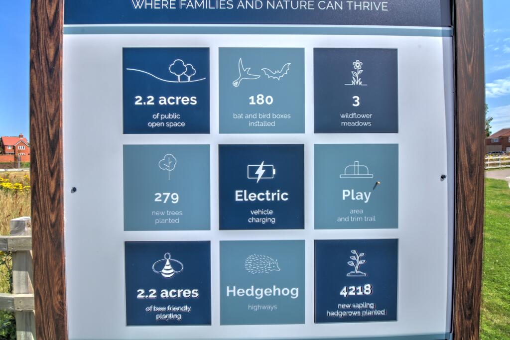 Additional image 13 of Holmwood Way, Littlehampton, BN16