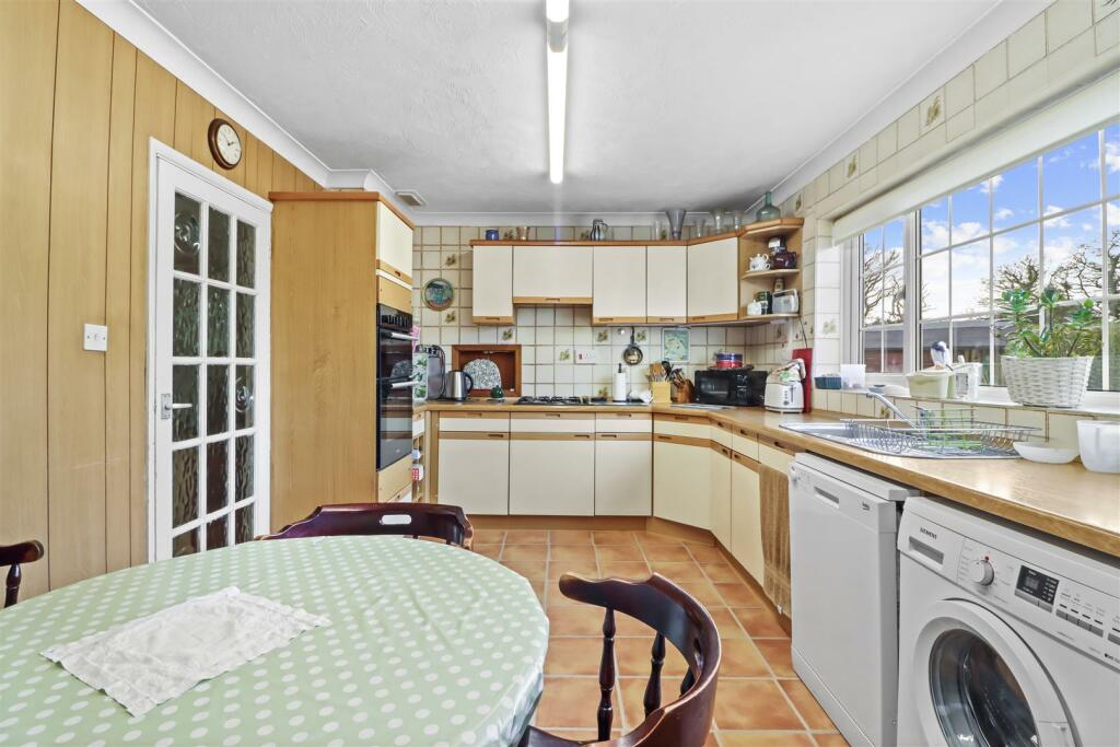 Additional image 31 of Hackhurst Lane, Lower Dicker, Hailsham