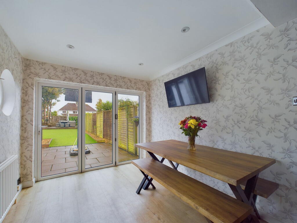Additional image 6 of Morland Avenue, Worthing, BN14 8PX