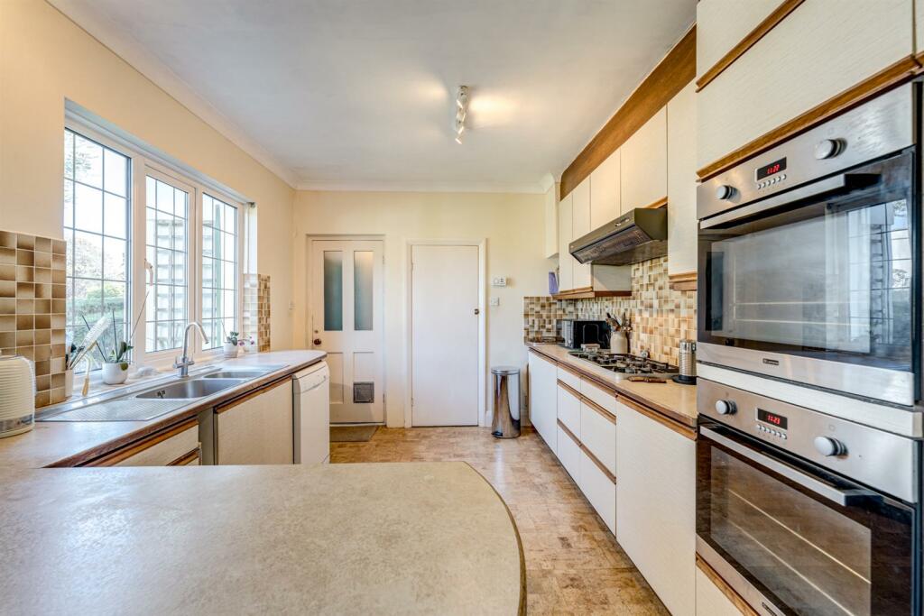 Additional image 15 of Golden Acre, East Preston