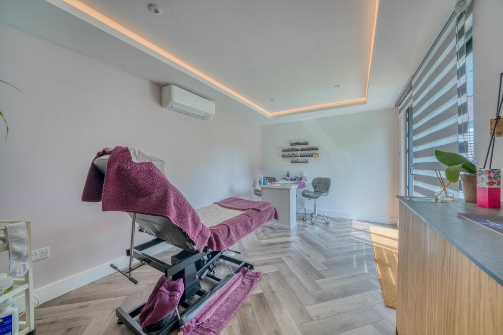 Additional image 17 of Meadowland, Christchurch, BH23