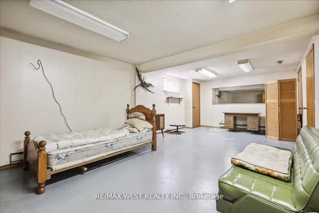 Additional image 10 of 3027 Weston Rd