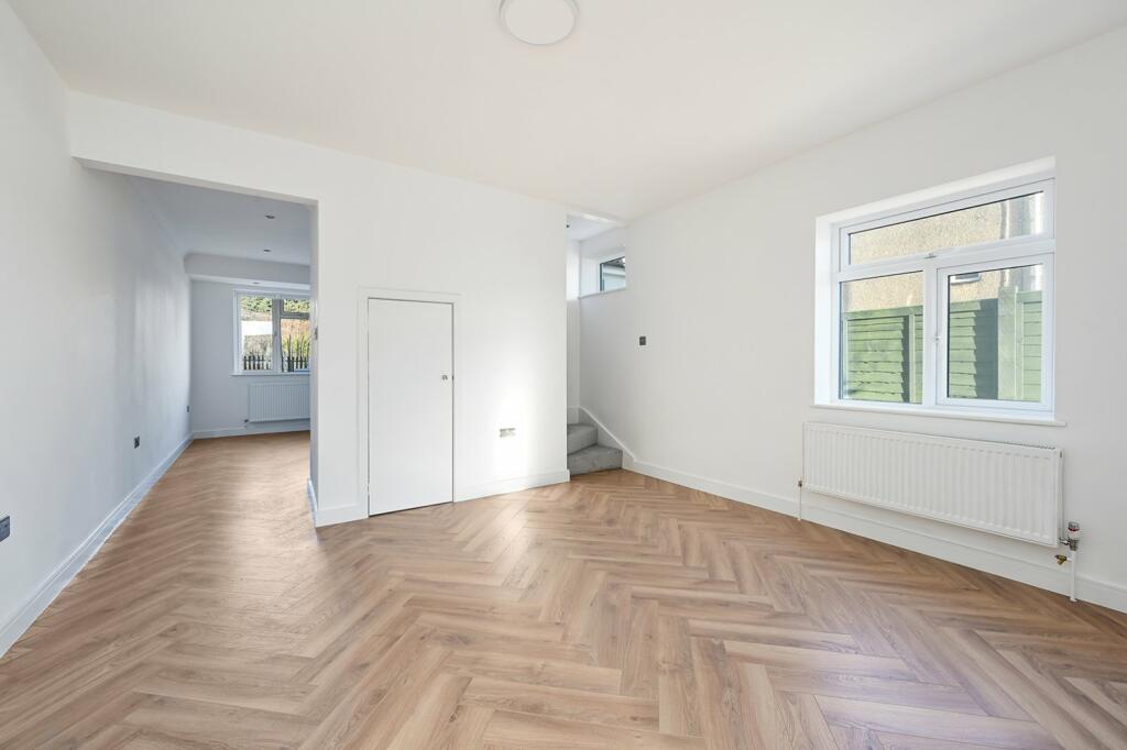 Additional image 5 of Freshbrook Road, Lancing, BN15