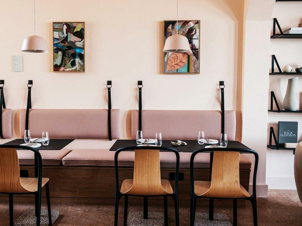 Additional image 5 of Port Hotel, 11-12 Royal Parade, Eastbourne, East Sussex, BN22 7AR