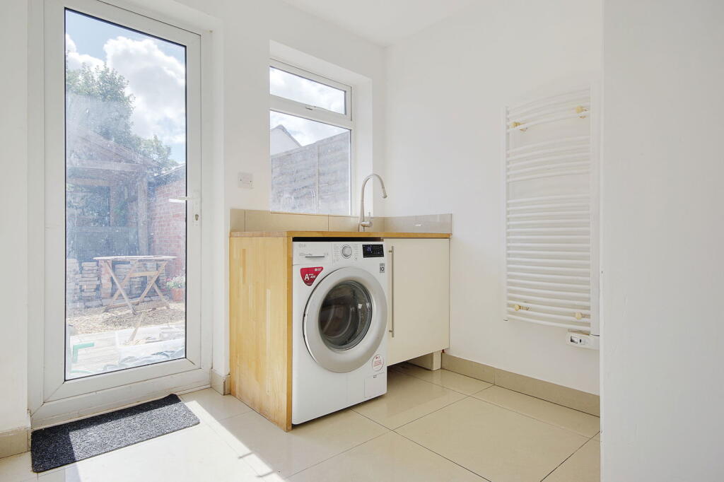 Additional image 14 of The Grove, Bournemouth, BH9 2TZ