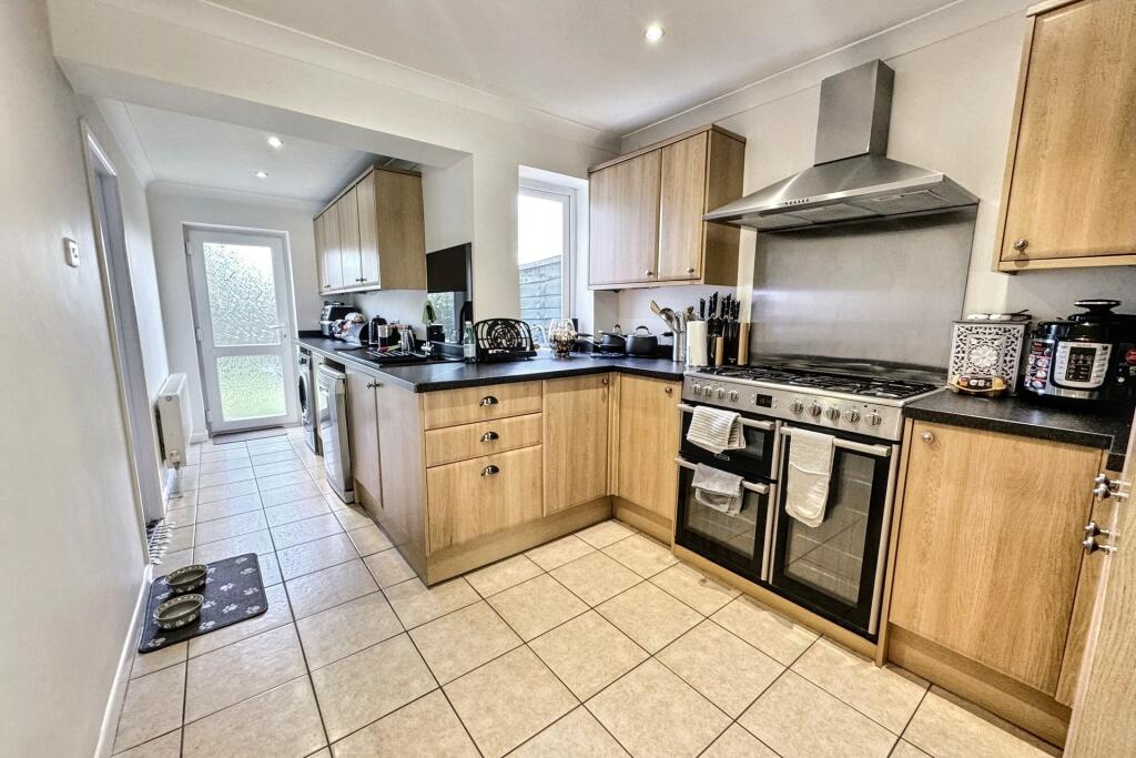 Additional image 3 of Ferndown