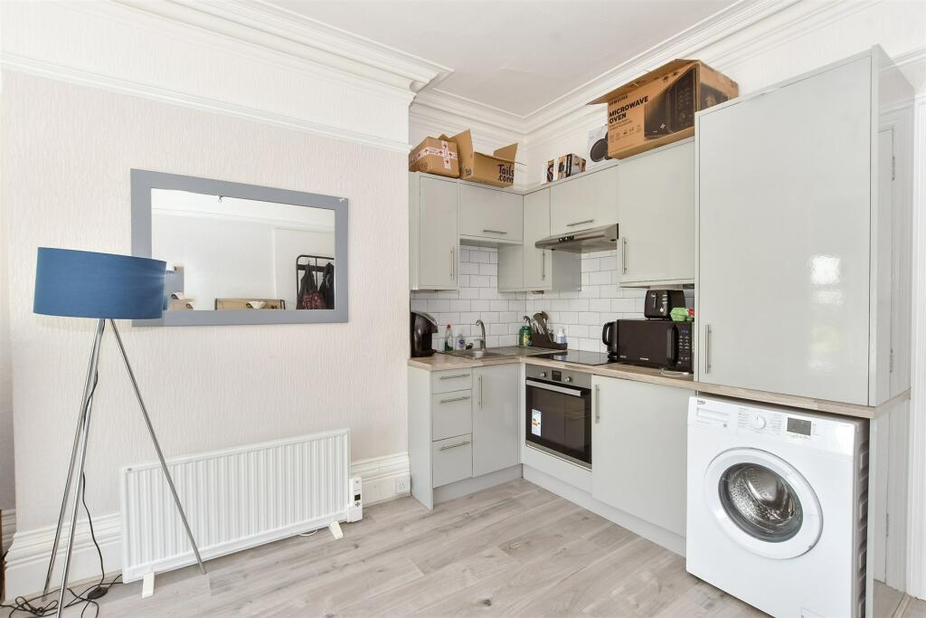 Additional image 4 of South Terrace, Littlehampton, West Sussex