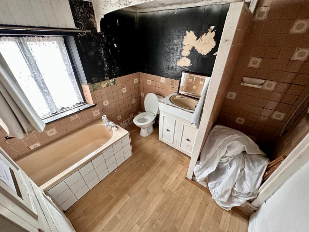 Additional image 9 of Unit 6 Northumberland Court, High Street, Ringwood, Hampshire, BH24 1AG