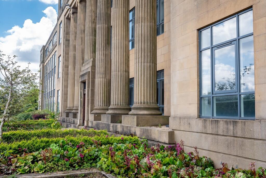 Card House, Bingley Road, Bradford, BD9 6FF