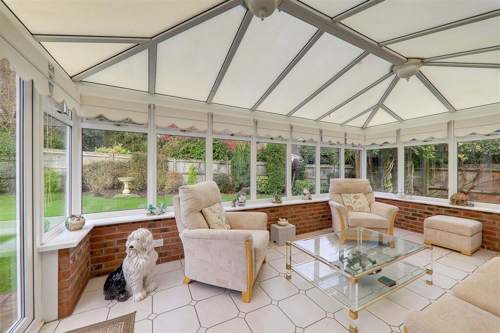 Additional image 7 of Swandean Close, Worthing