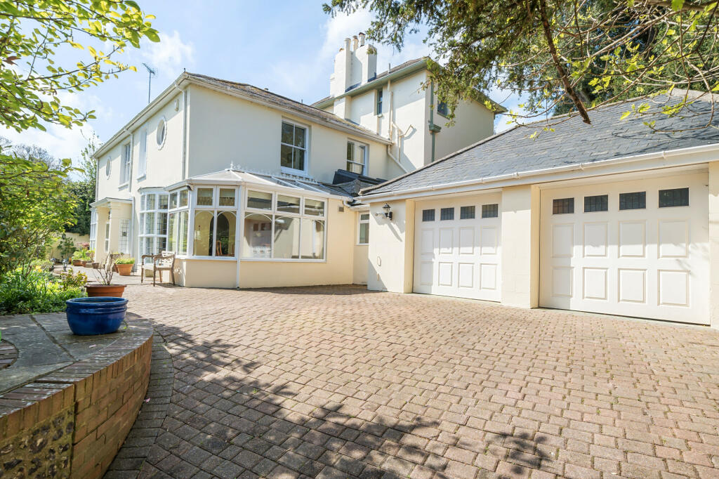 Additional image 16 of High Street, Steyning, BN44