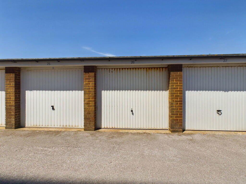 Additional image 11 of Brighton Road, Lancing, BN15 8RN