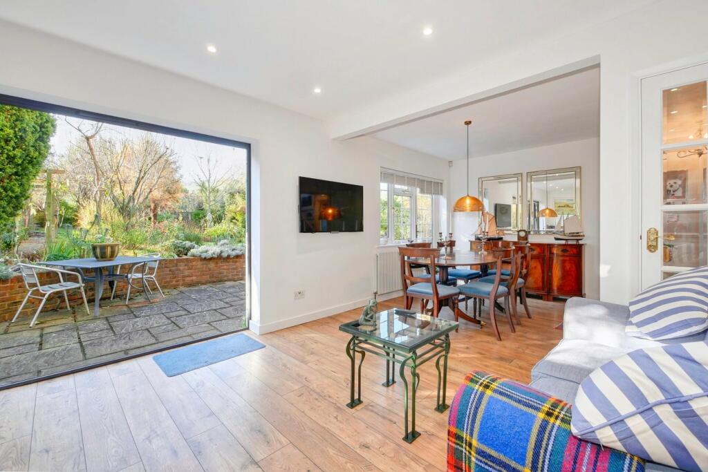 Additional image 14 of Tas Combe Way, Eastbourne, BN20