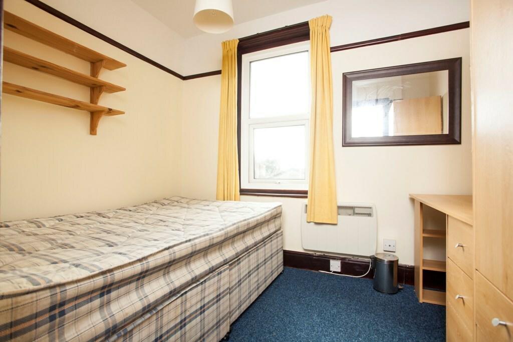 Additional image 11 of WINTON Student House - EDGEHILL RD