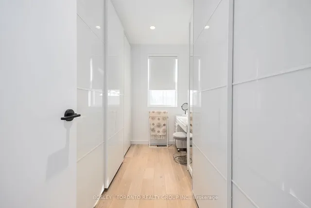 Additional image 21 of 328 Chisholm Ave