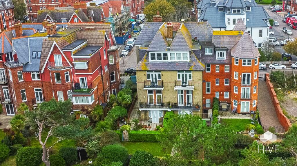 Additional image 5 of West Cliff Gardens, West Cliff, Bournemouth