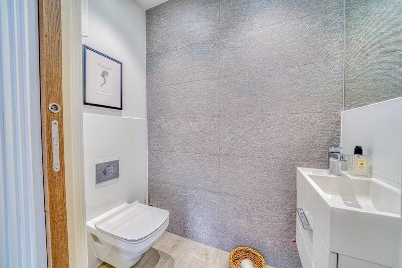 Additional image 31 of Studland - 4 BEDROOM, 4 STOREY CONTEMPORARY DETACHED HOUSE WITH SEA VIEWS