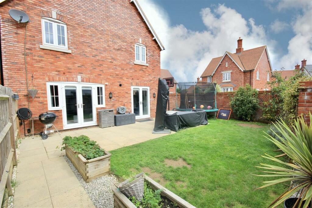 Additional image 28 of Constance Road, Wimborne