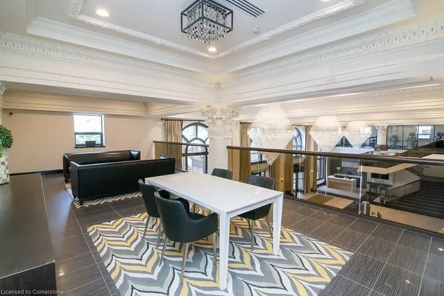 Additional image 27 of 118 King St Unit 1118