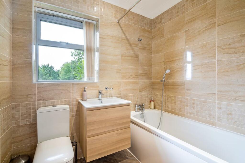 Additional image 16 of Boundary Drive, Colehill, Wimborne, Dorset, BH21