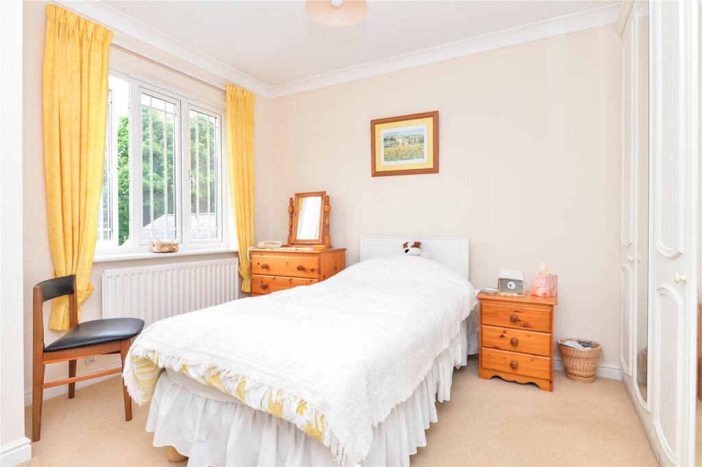 Additional image 8 of Ubsdell Close, New Milton, Hampshire, BH25