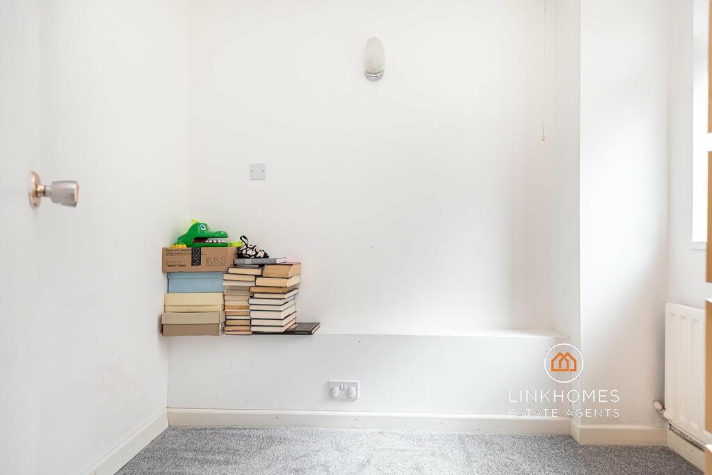 Additional image 20 of Greenhayes, Broadstone, BH18