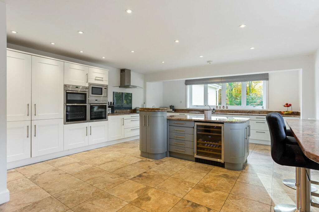 Additional image 4 of Forest Lane, RINGWOOD, BH24