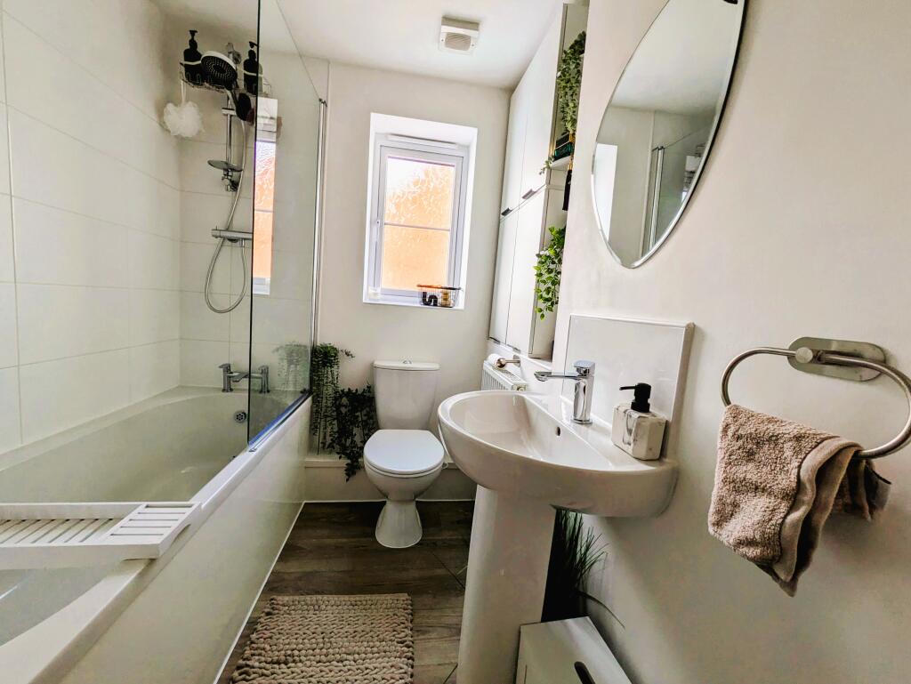 Additional image 14 of Moorland Lane, Bradford, BD4