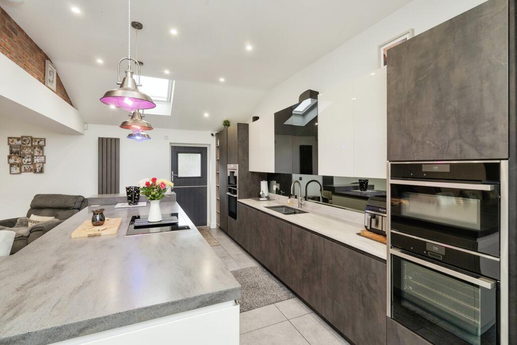 Additional image 21 of Whitington Close, Bolton, BL3