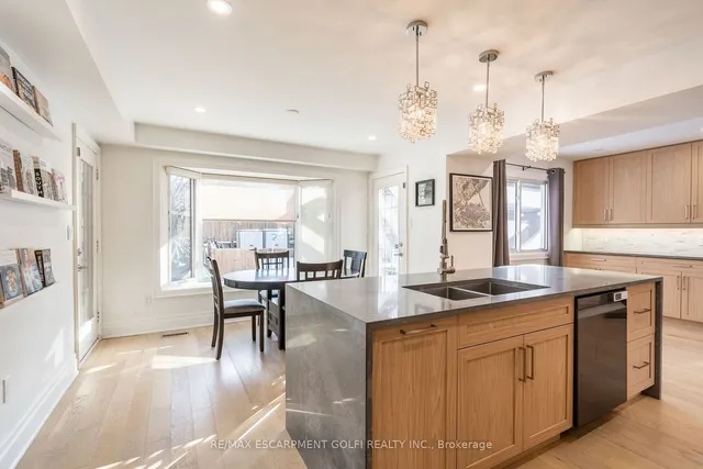 Additional image 13 of 158 Southpark Ave