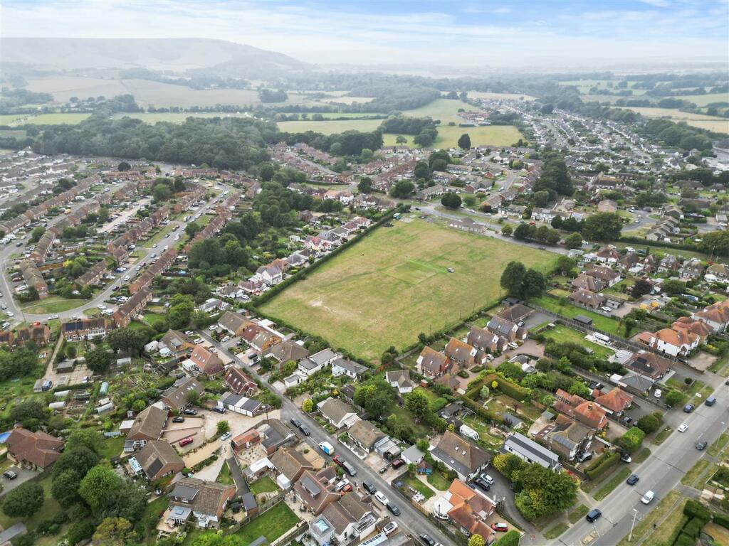 Additional image 35 of Willow Drive, Polegate