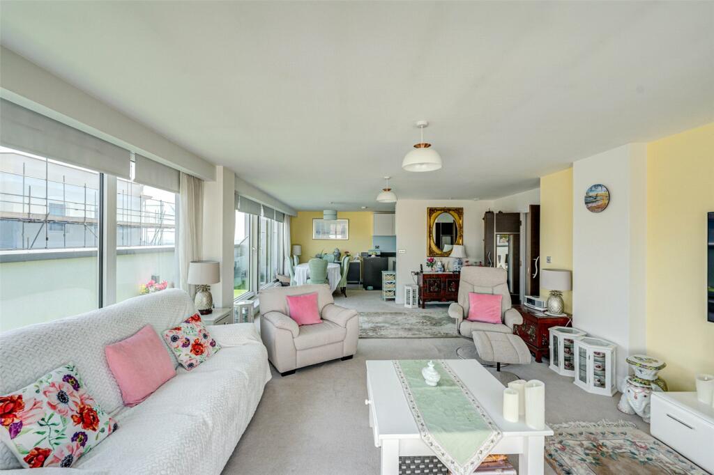 Additional image 14 of The Beach Residences, Marine Parade, Worthing, West Sussex, BN11