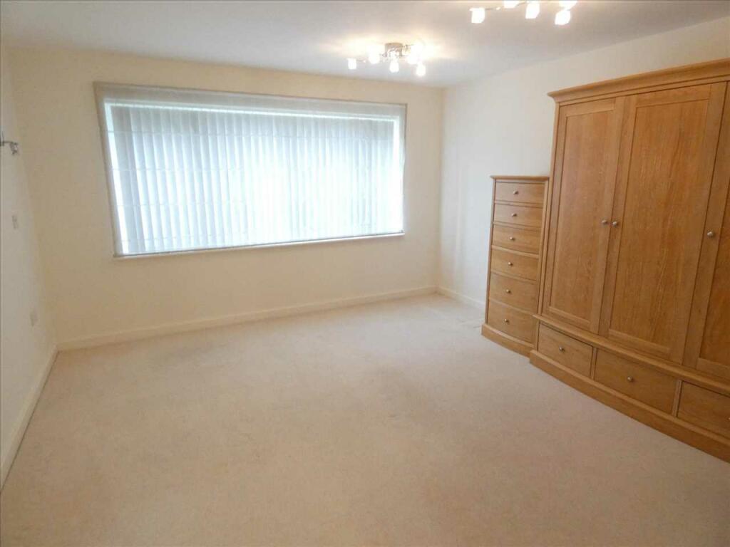 Additional image 7 of Blue Bay, 75-77 Boscombe Overcliff Drive, Bournemouth