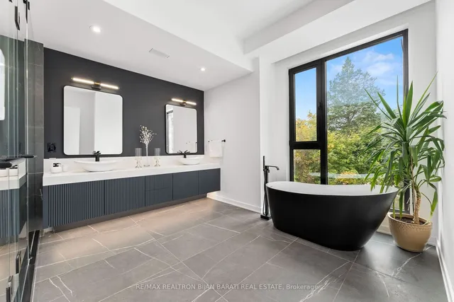 Additional image 25 of 38 Woodthrush Crt