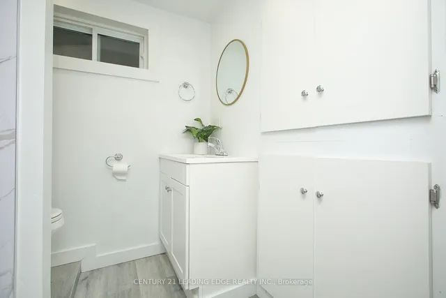 Additional image 21 of 3651 Broomhill Cres