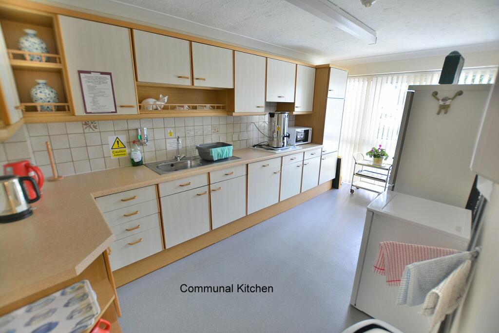 Additional image 11 of Fernlea Avenue, Ferndown, BH22