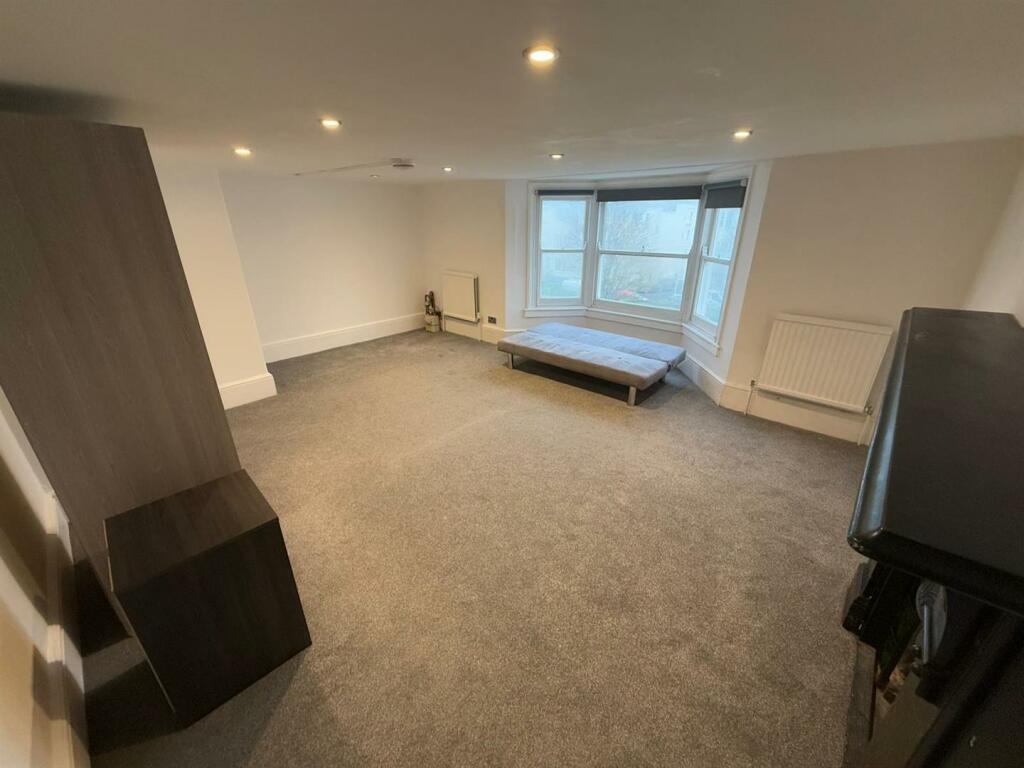 Additional image 7 of Clarence Square, Brighton