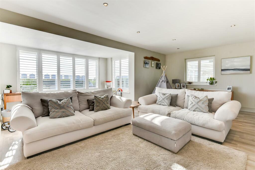 Additional image 14 of Marine Crescent, Goring-By-Sea, Worthing