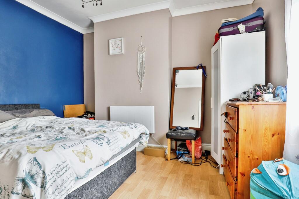 Additional image 4 of Holdenhurst Road, Bournemouth, BH8