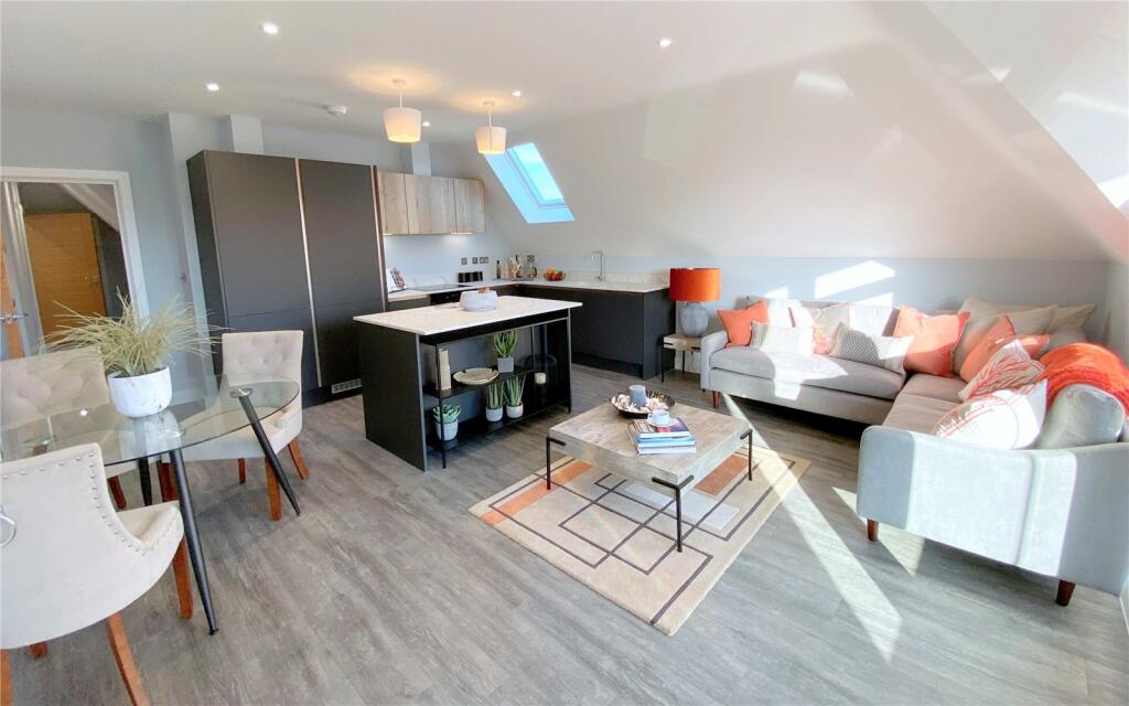 Additional image 8 of Vita Maris, 19-21 Wortley Road, Highcliffe, Dorset, BH23