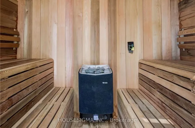 Additional image 19 of 741 King St Unit 103