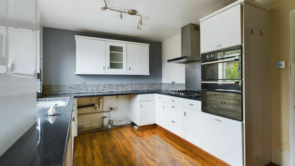 Additional image 4 of Glenroyd Avenue, Bradford, BD6