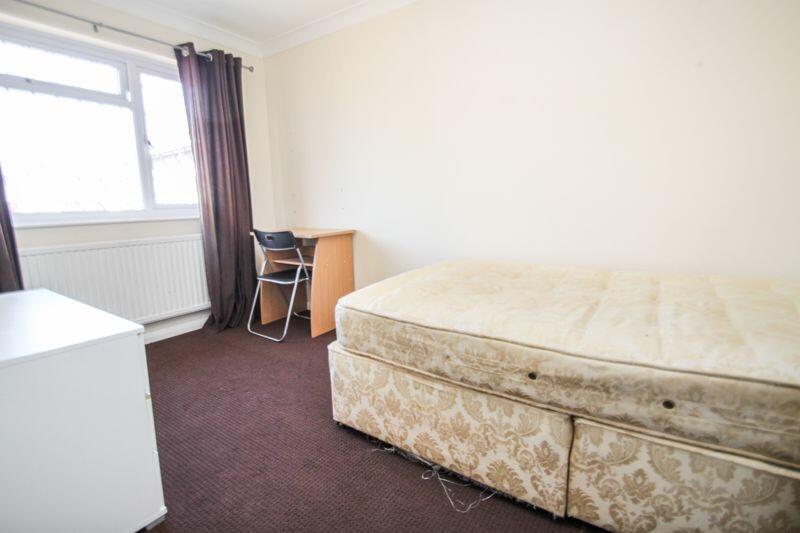 Additional image 9 of Winton, Bournemouth