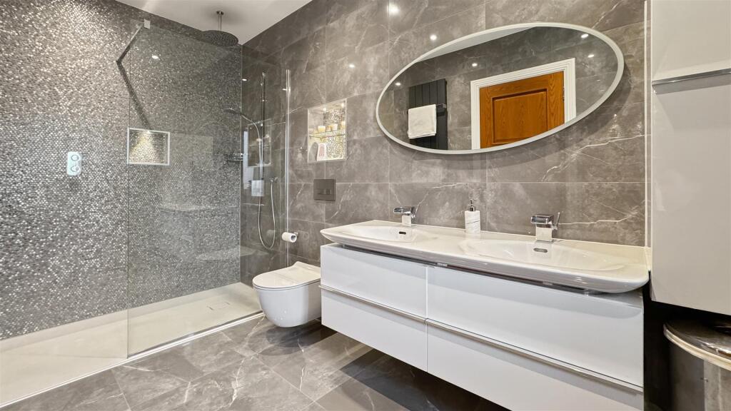 Additional image 12 of Canford Cliffs Avenue, Lower Parkstone