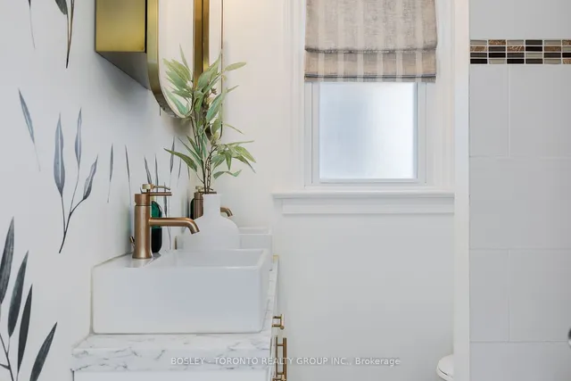 Additional image 28 of 96 Gillard Ave