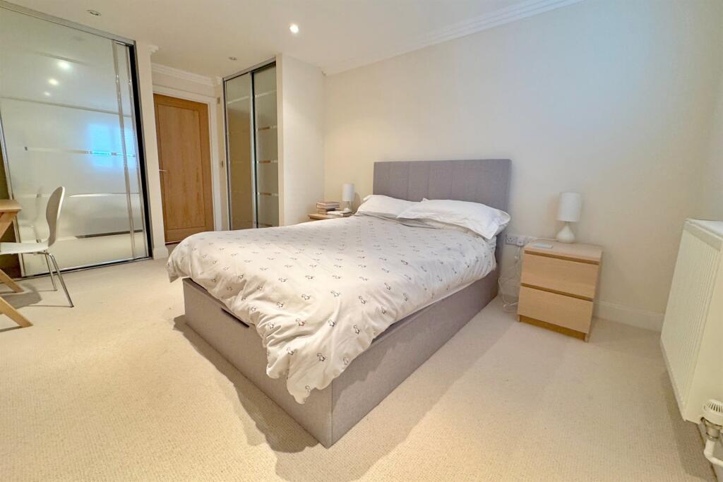 Additional image 11 of Canford Cliffs