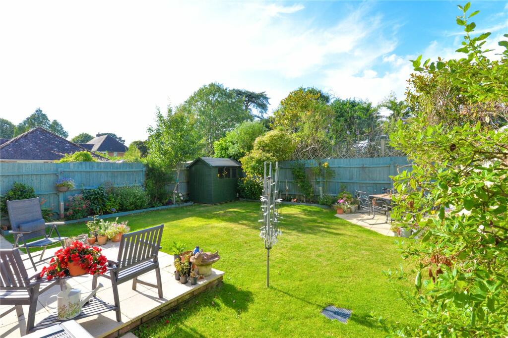 Additional image 15 of Avenue Road, New Milton, Hampshire, BH25