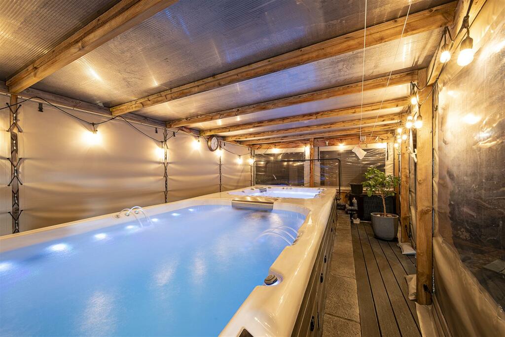 Additional image 36 of Charmandean Road, Broadwater