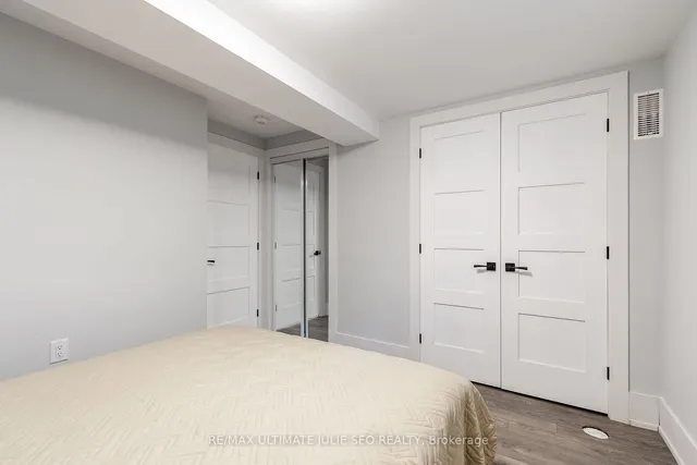 Additional image 34 of 223 Manning Ave